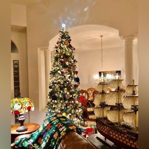 Meet your Posher, Katie - Picture 1 of 1